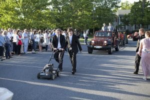 Jr/Sr Banquet arrivals, 2016-17